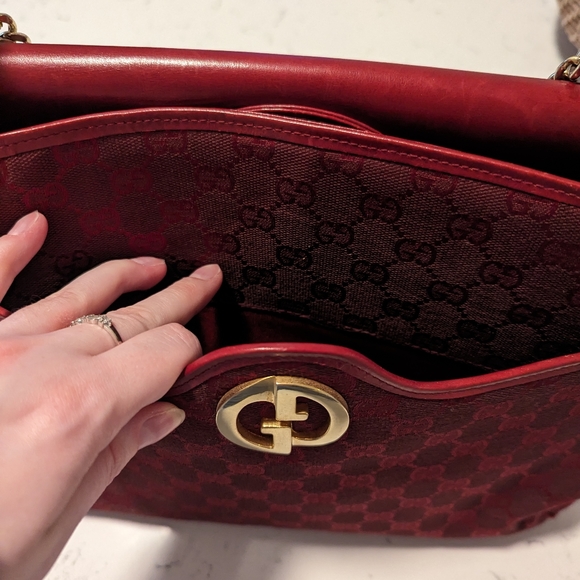 ❌ SOLD ❌ Dark red vintage Gucci 1973 shoulder bag - with dust bag - Picture 10 of 17